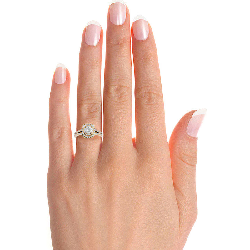 Diamond Halo Engagement Ring (0.50 Ct)